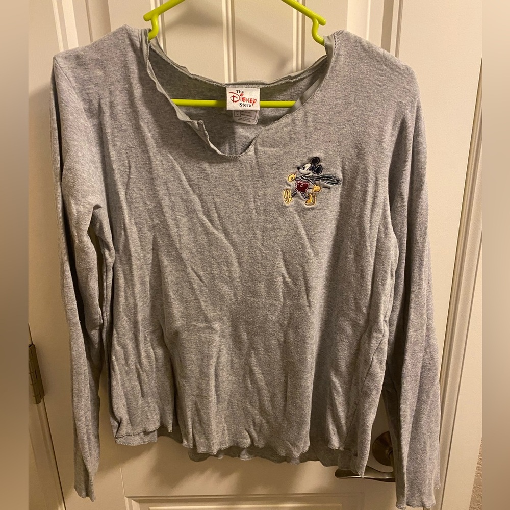Disney Store L Top Ladies Gray Mickey Mouse Embroidered Long Sleeve Large Lg